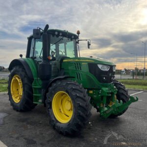 John Deere 6120M